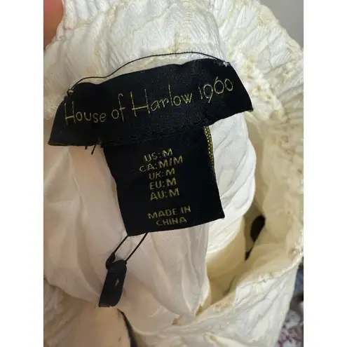 House of Harlow Eyelet Cargo Pants NWT Sz. M