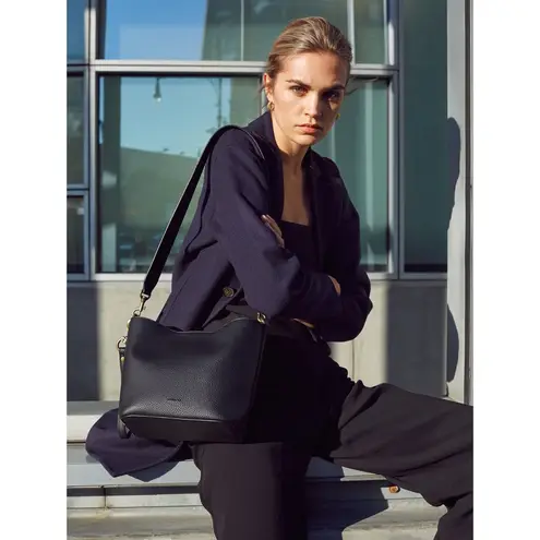 ANGELOU MINI BUCKET Black