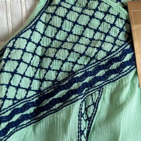 Francesca’s mint spaghetti strap embroidered boho summer tank with tassels SM Green