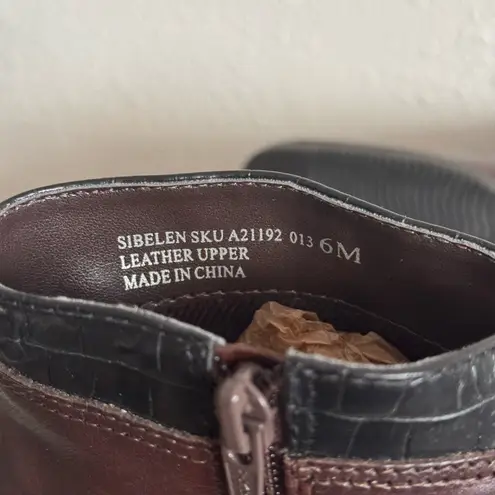 London Fog Vintage 90s Brown Black Leather Sibelen Western Victorian Ankle Boots