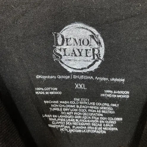 Demon Slayer Inosuke Tanjiro Nezuko Zenitsu Group Portrait T-Shirt 2XL