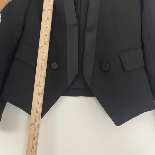 Club Monaco $295 Nimah Blazer Tuxedo Blazer Size 00 Padded Shoulders Career