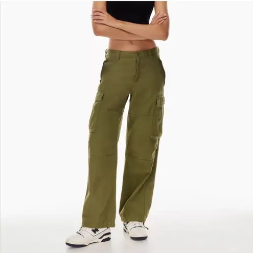 Aritzia  TNA supply cargo pants Size 2