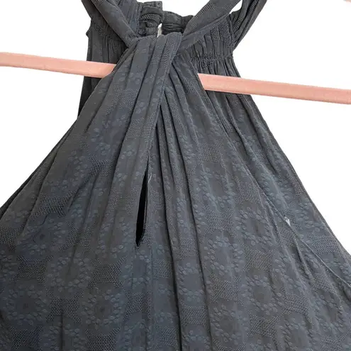 Anthropologie  Keyhole Front Halter Top