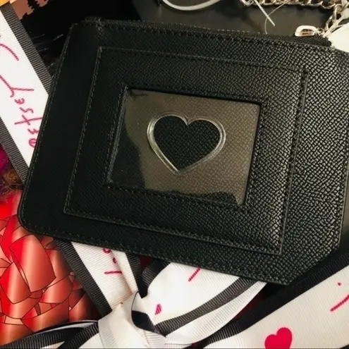 Betsey Johnson  2-Pc Beanie & Card Case Gift Set NWT Holiday Box