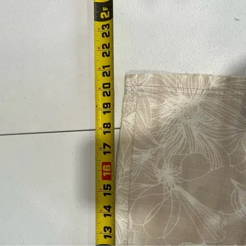 Royal Robbins Tan Floral Knee Length Skirt Buttons Organic Cotton Blend