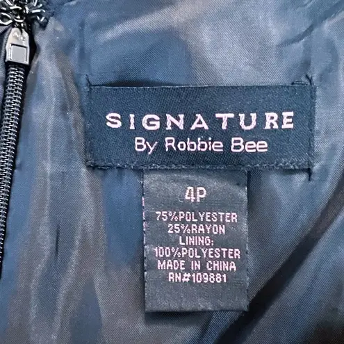 Signature By Robbie Bee Short Sleeve A