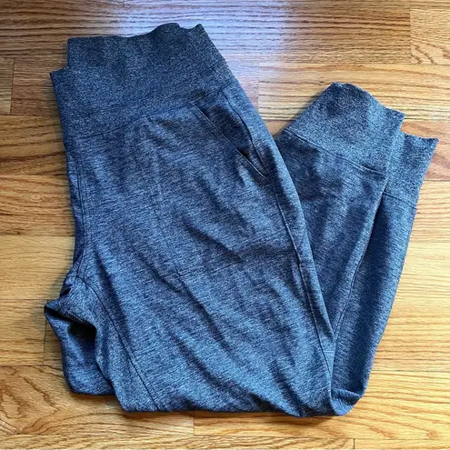 Athleta  Venice joggers in gray size large - Image 3