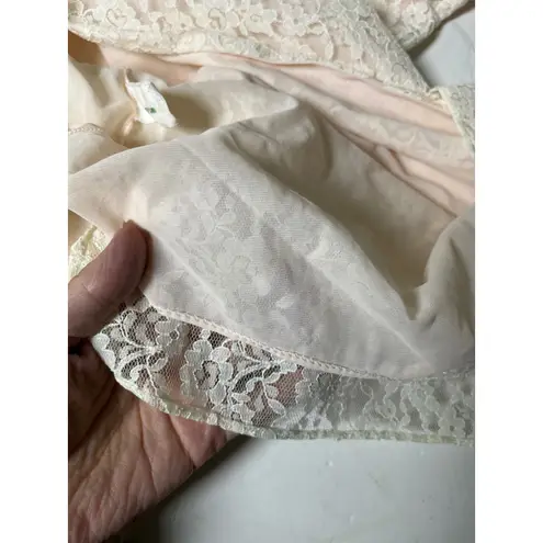 Vintage Lady Irene Lace Ruffle Peignoir Robe L Ivory Pink Ribbon Nylon Nightgown Tan Size L