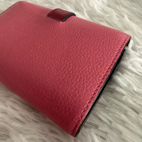 Loewe Womens Vertical Small Pink leather wallet