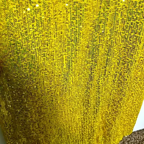 Mac Duggal NWT Yellow Sequined Ruched One Shoulder Gown - 26694