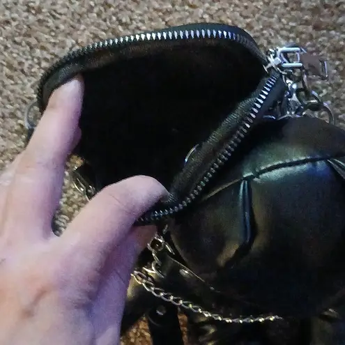 Black Faux Leather Chain Bear Purse Silver