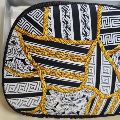 Oscar de la Renta NWT Travel/ Cosmetic Bag