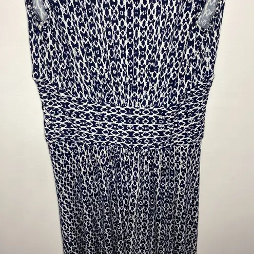 Bobeau navy ikat fit and flare jersey knit stretch midi dress size M