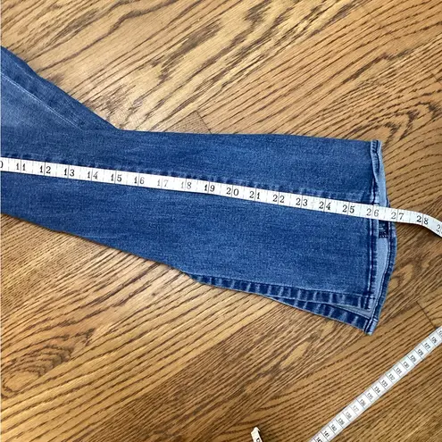 Parker Smith Split calf jeans. Size 30. Light wash denim