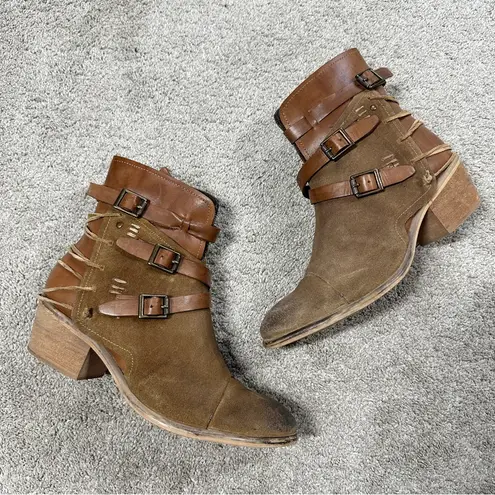 Roan by Bed Stu Women’s Jag Suede Leather Ankle Boots Distressed in Dark Tan 8 Brown