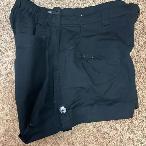 Liz Lange maternity size L black shorts