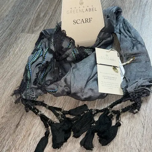 Eco Friendly Scarf + bracelet Gray