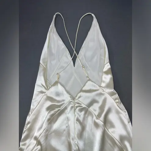 Maniju Manifu Sleek Satin Maxi Dress in Cream Size Small