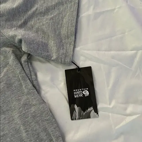 Mountain Hardwear - W Desert Check™ Boxy Short Sleeve, Heather Grey, Medium, NWT