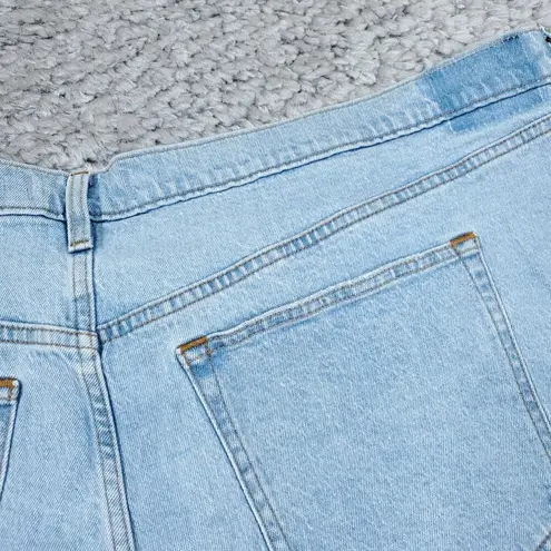 Abercrombie & Fitch Abercrombie High Rise 4" Mom Shorts Light Wash Blue Stretch Denim Size 24 37