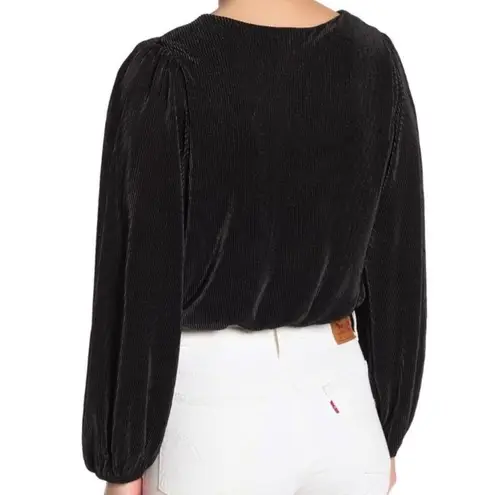 ASTR THE LABEL | Plisse Surplice Faux Wrap Top Textured Black Blouse | Size XL