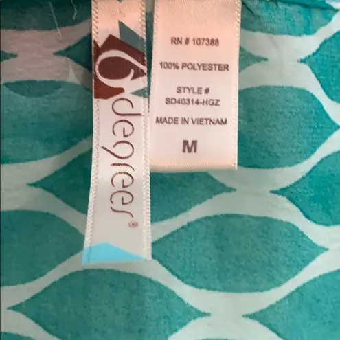 6 Degrees NWOT semi sheer crop blouse