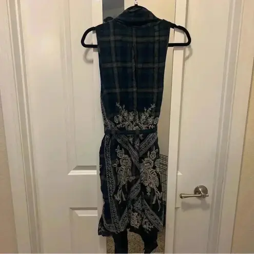 Johnny Was 751   Dion Draped Vest Belted Waist Embroidered Vest