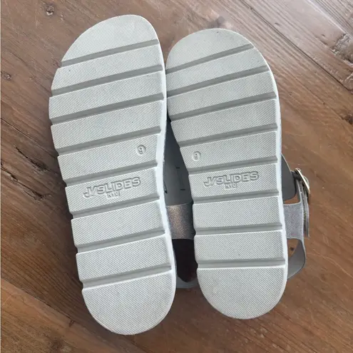 Becky Buckled Platform Thong Sandals