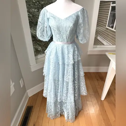 Vintage Lt Blue Lace Tiered Sweetheart Neckline Puff Sleeve Prom Formal Dress Size undefined