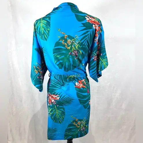 Soma lightweight silky feeling tropical print swim wrap or robe size small/med