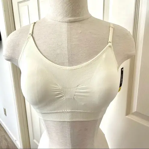 Coobie scoop neck Cami bra 912 Size undefined