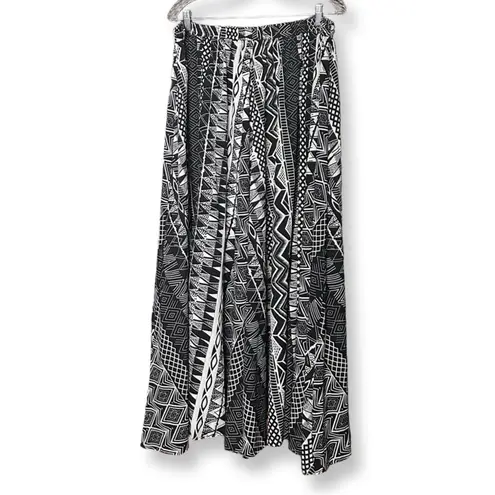 Black & White Geometric Patterned Flowy Maxi Skirt Size 3X