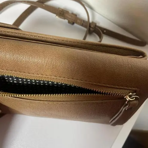 Stylish Brown Leather Crossbody Phone Case