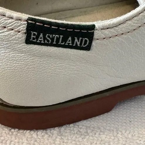 EastLand Sadie White Gold Oxford Lace up Shoes Women’s Size 7 Golf