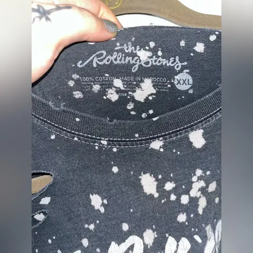 The Rolling Stones Band Cotton Cut Out Tshirt Distressed Bleach Spots Size XXL