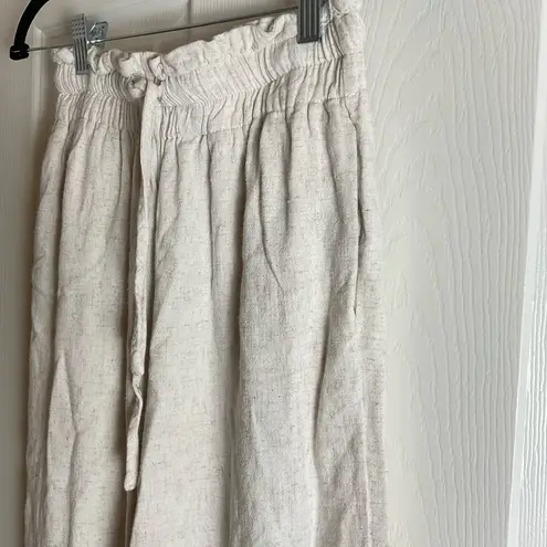 Petal and Pup Hawthorne - Beige
Women's Wide-Leg linen pants size 2