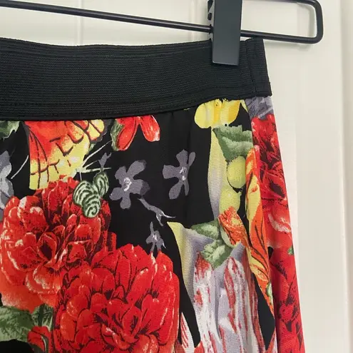 Pierre Cardin NWOT | women’s floral skirt — 22” waist