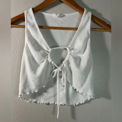 Live in the Moment Romantic Angel Dreamy White Ribbed Scallop Hem Tie-Front Womens Crop Tank Top XS