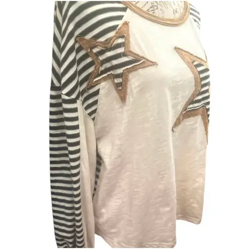 Oversized Star Patch Sweater Black