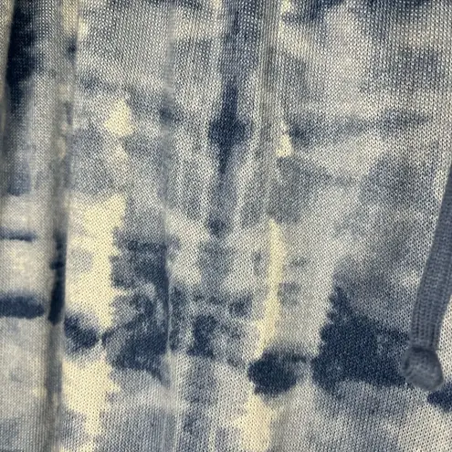 Lucky Brand  Women’s Large Blue and White Tie Dye Pajamas Pants with tie.