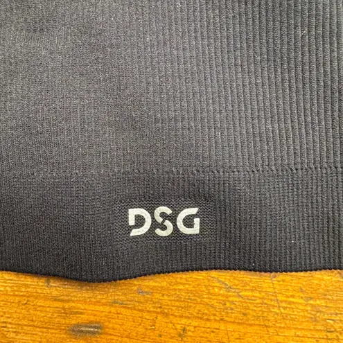 DSG Black Sports Bra Seamless Ribbed Racerback Activewear Women's Size Size L