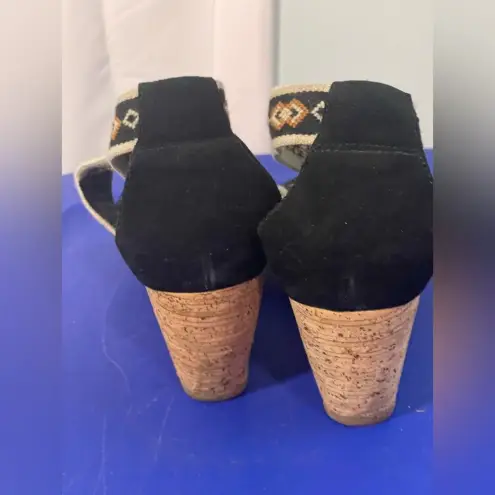 Minnetonka  Drew Black Leather Cork Wedge‎ Heeled Platform Sandals Size 9