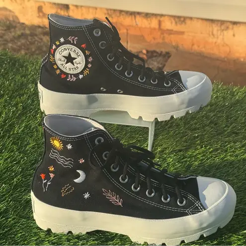 Converse WMNS CHUCK TAYLOR ALL STAR LUGGED HIGH 'IT'S OKAY TO WANDER - BLACK' SIZE 9 - Image 2