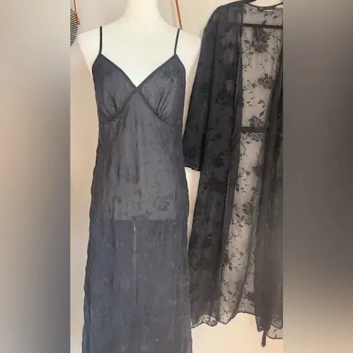 Valerie Stevens Black Sheer Floral Chemise & Robe Set, Size Small