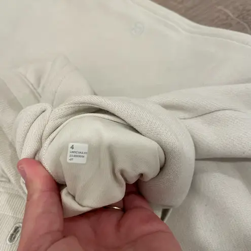 Lululemon  Scuba High Rise Relaxed Joggers in color Bone