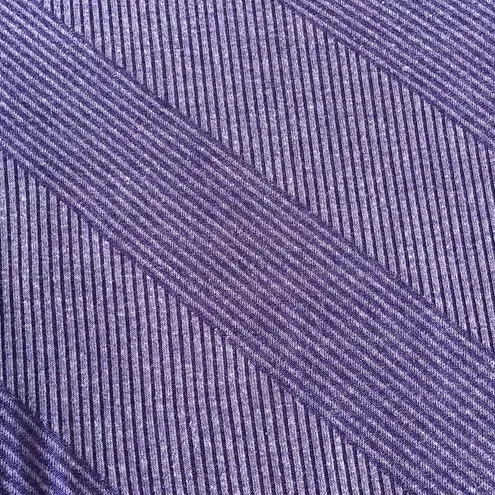 Apt. 9  Tunic Tee Womens XS Purple Short Sleeve Stretch Side Slits Textured