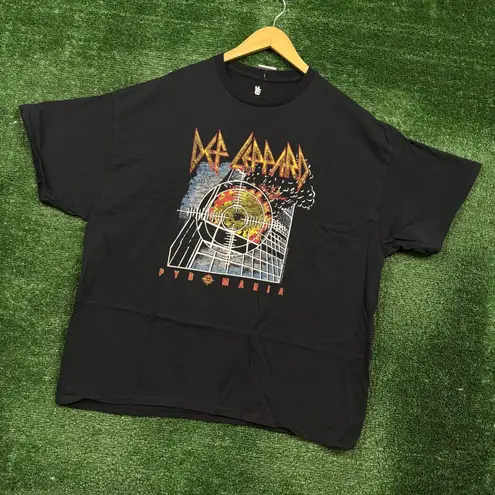 Def Leppard “Pyromania” T-Shirt in XL