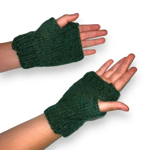 Handmade Womens Handcrafted Fingerless Glove Knit Solid Green Lightweight OS