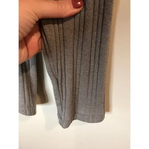 Simply Vera Wang Asymmetrical Hem Grey Ribbed Large Sweater